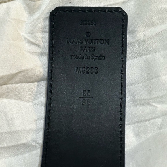 LV Initials 40mm Reversible Belt 95CM Blue - Picture 3 of 4